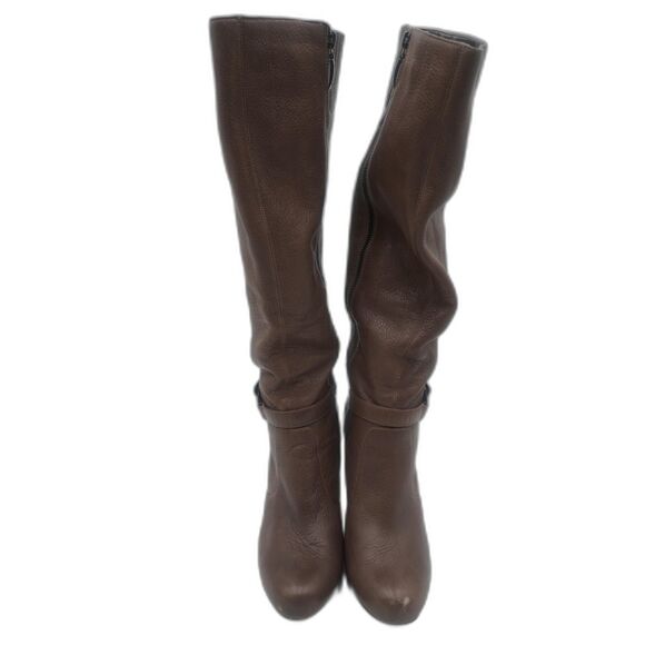 DKNYC Sydney Taupe Light Gray Leather Knee-High High Heeled Boot Size 8.5 - Picture 1 of 13